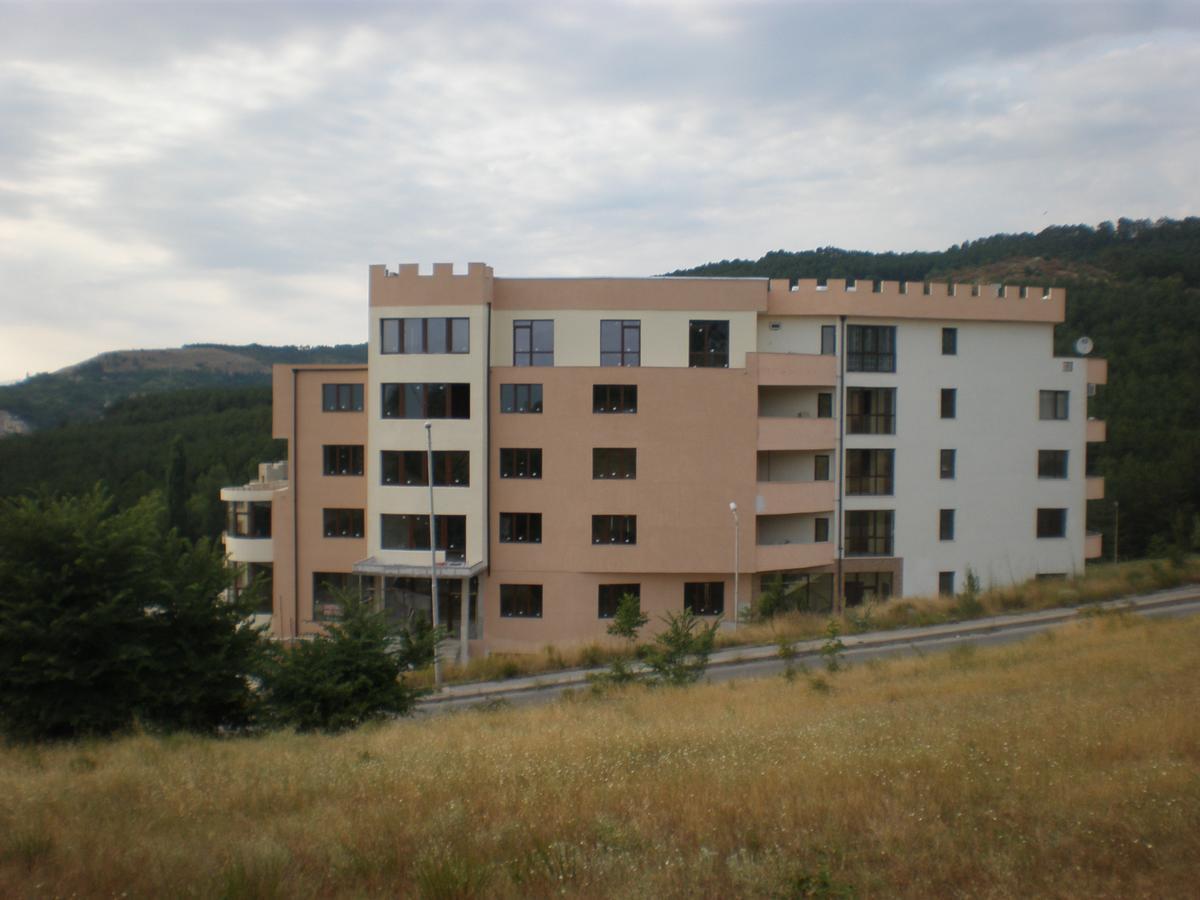 Вихрен-Стаи И Апартаменти За Гости Sandanski Exterior photo